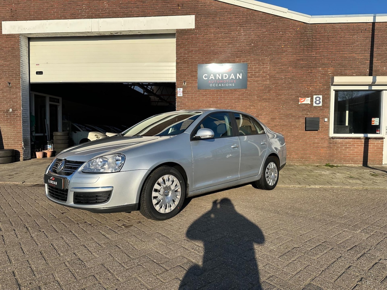 Volkswagen Jetta - 1.6 FSI Trendline | Airco | Cruisecontrol - AutoWereld.nl