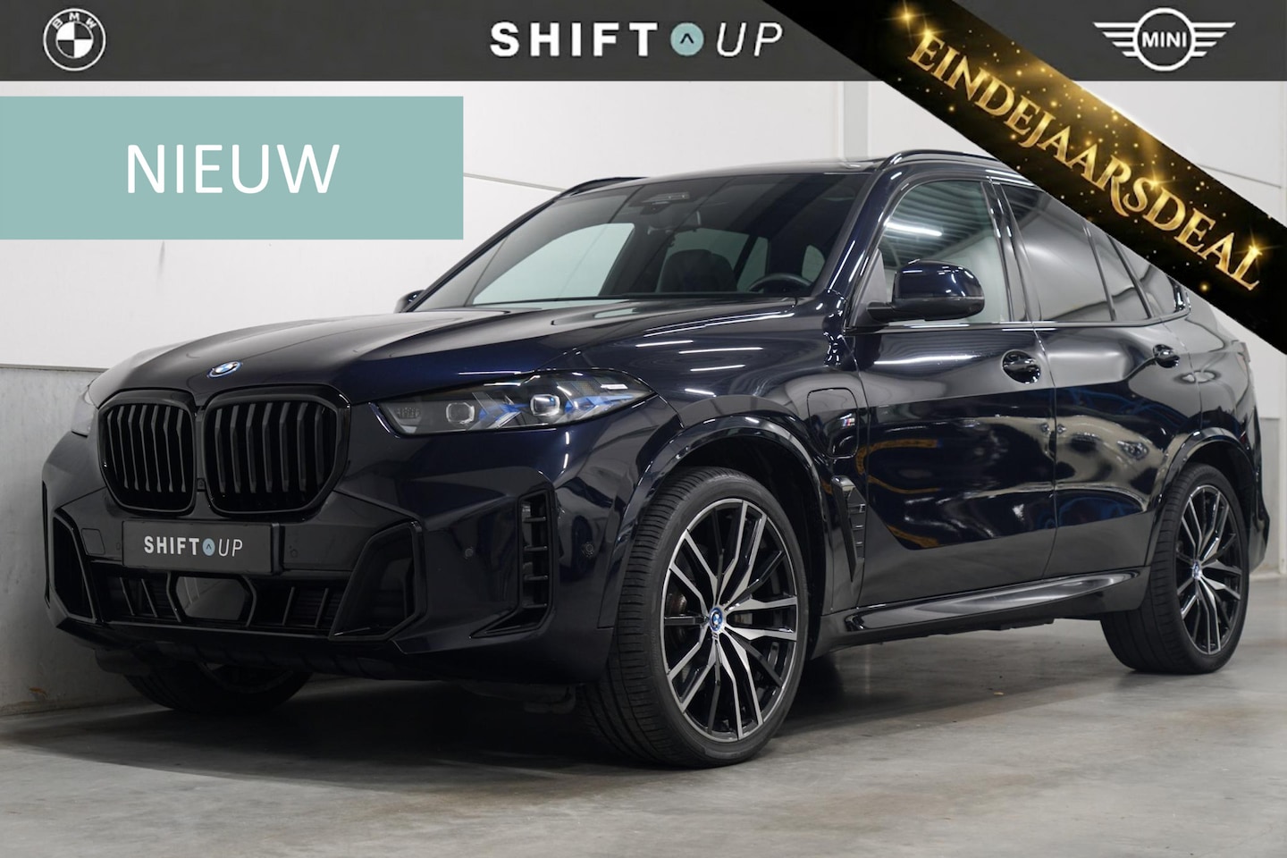 BMW X5 - xDrive50e M-Sport | Skylounge | CoPilot | Harman Kardon | Stuurverwarming - AutoWereld.nl