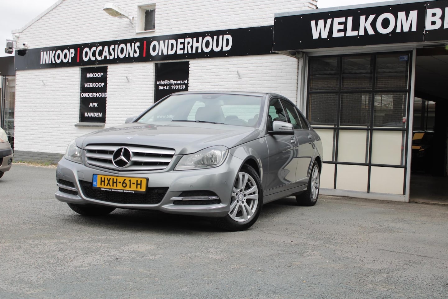Mercedes-Benz C-klasse - 200 Avantgarde Automaat / Navi / APK nieuw / CruiseControl / Parkeersensoren - AutoWereld.nl