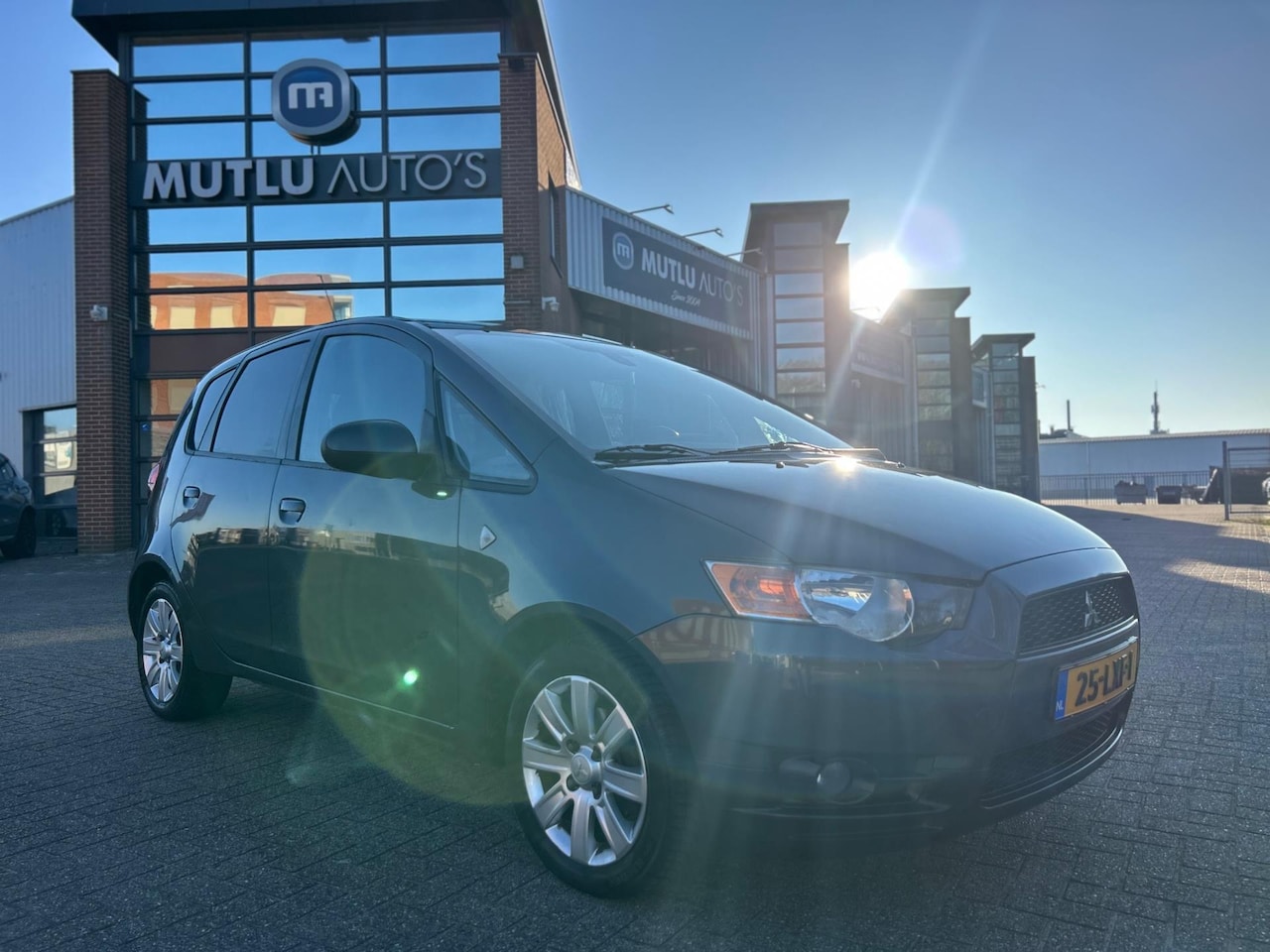 Mitsubishi Colt - 1.3 Edition Two 5deurs Airco NAP APK - AutoWereld.nl