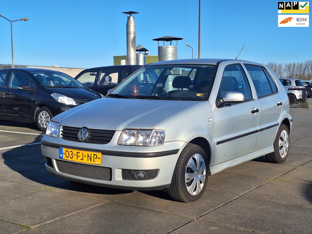 Volkswagen Polo - €1650,-1.4-16V Trendline 5drs Automaat Airco Nap Apk2026 - AutoWereld.nl