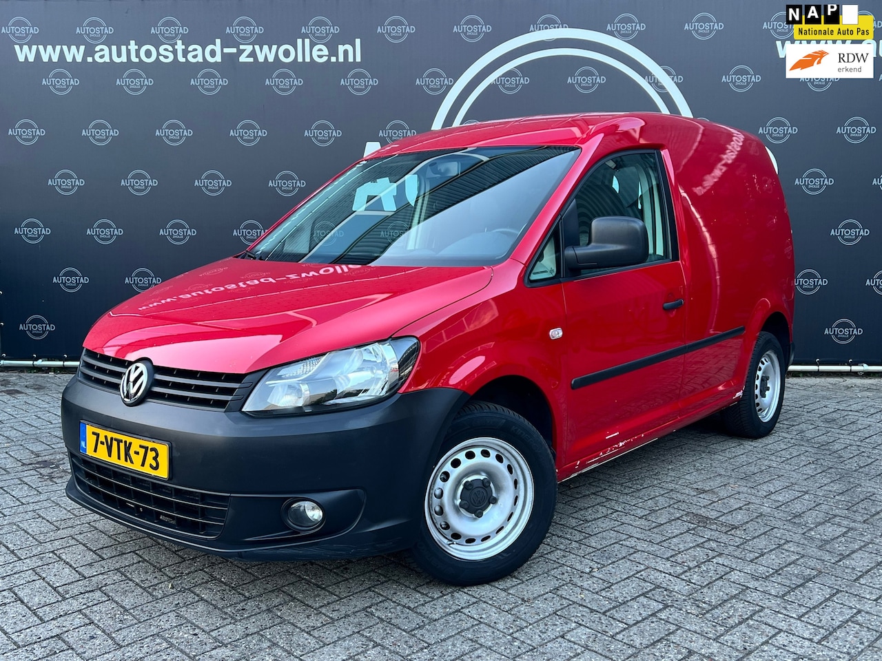 Volkswagen Caddy - 2.0 Ecofuel BENZINE/CNG NL-Auto/1ste Eigenaar/NAP/APK/Navi/Airco - AutoWereld.nl