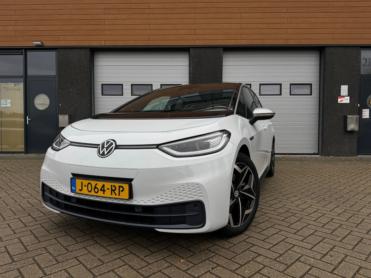 Volkswagen ID.3 - First Plus 58 kWh SoH %91 - AutoWereld.nl