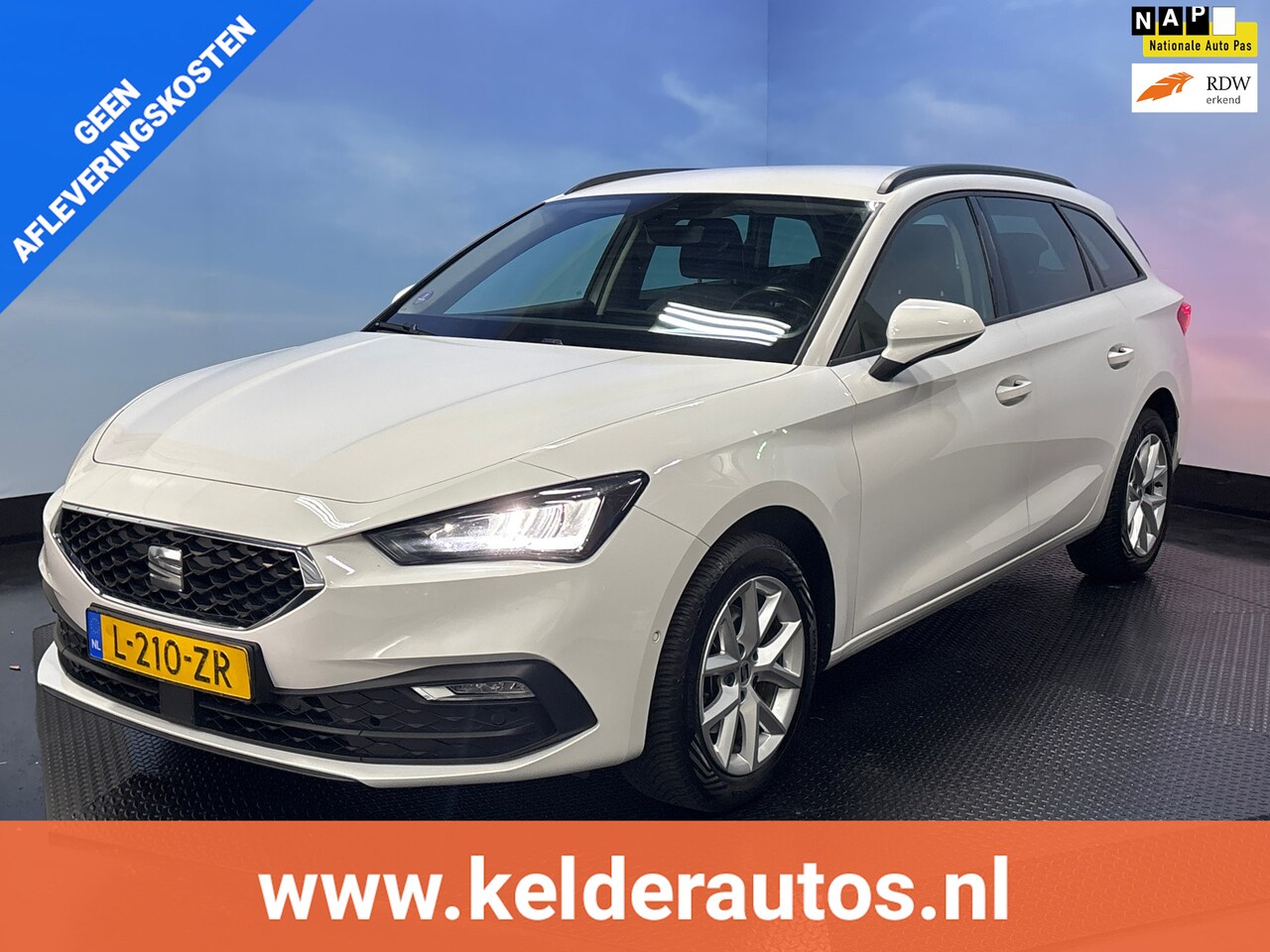 SEAT Leon Sportstourer - 1.0 TSI Style Business Intense Navi | Clima | Cruise | Camera | PDC | Trekhaak - AutoWereld.nl