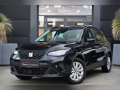 SEAT Arona - 1.0 TSI Style Business Connect 96pk Navigatie/Camera/Trekhaak