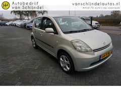 Daihatsu Sirion 2 - 1.3-16V COMFORT 5 DEURS MET AIRCO 4X ZGAN ALL SEASON BANDEN 4X ELECTR.RAMEN/SPIEGELS RADIO