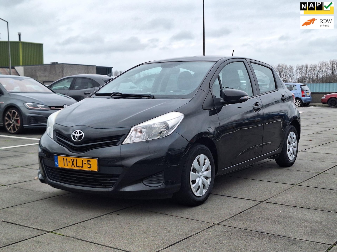 Toyota Yaris - €3749,-1.0 VVT-i Comfort 5 Drs Airco Apk 2026 - AutoWereld.nl