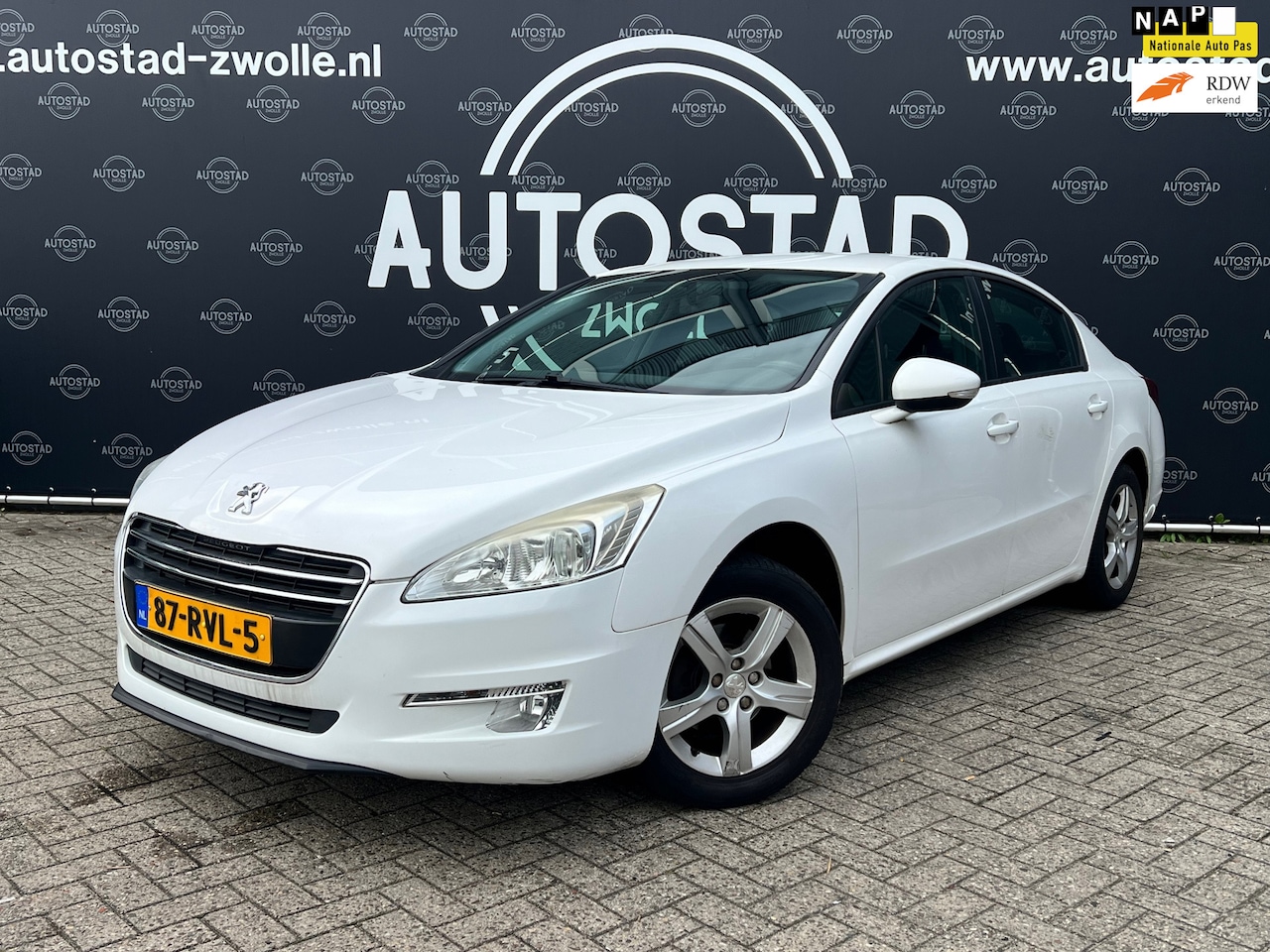 Peugeot 508 - 1.6 Vti Acces LET OP ! Koppakking is lek ! - AutoWereld.nl