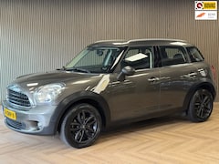MINI Countryman - 1.6 One Edition NAVIGATIE AIRCO CRUISE START/STOP