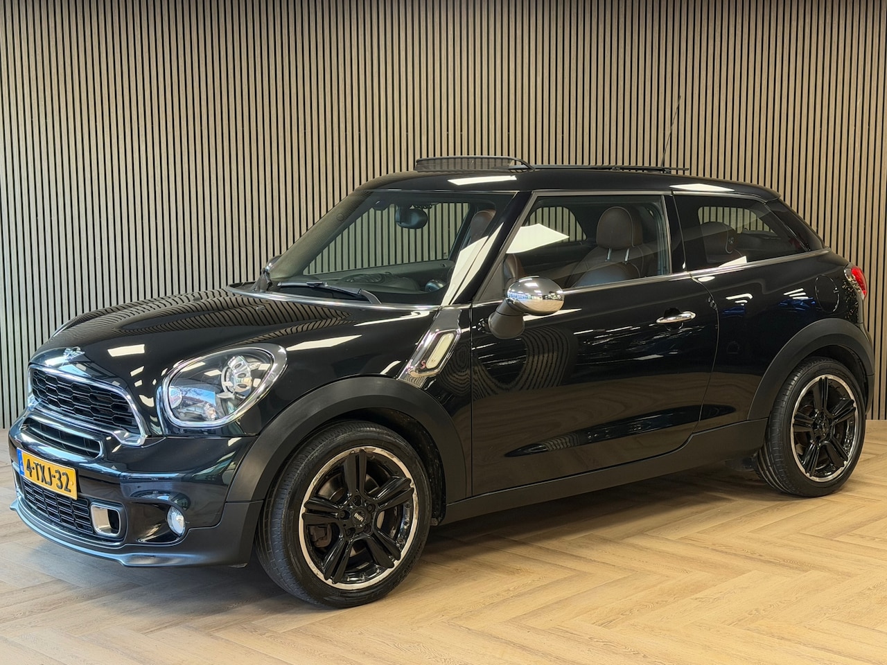 MINI Paceman - 1.6 Cooper S AUTOMAAT PANORAMA NAVIGATIE XENON PDC USB - AutoWereld.nl