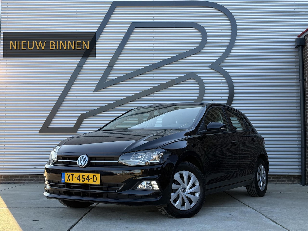 Volkswagen Polo - 1.0 MPI Comfortline 1e Eigenaar,Airco,Cruise,N.A.P,APK tot 03-2027 - AutoWereld.nl