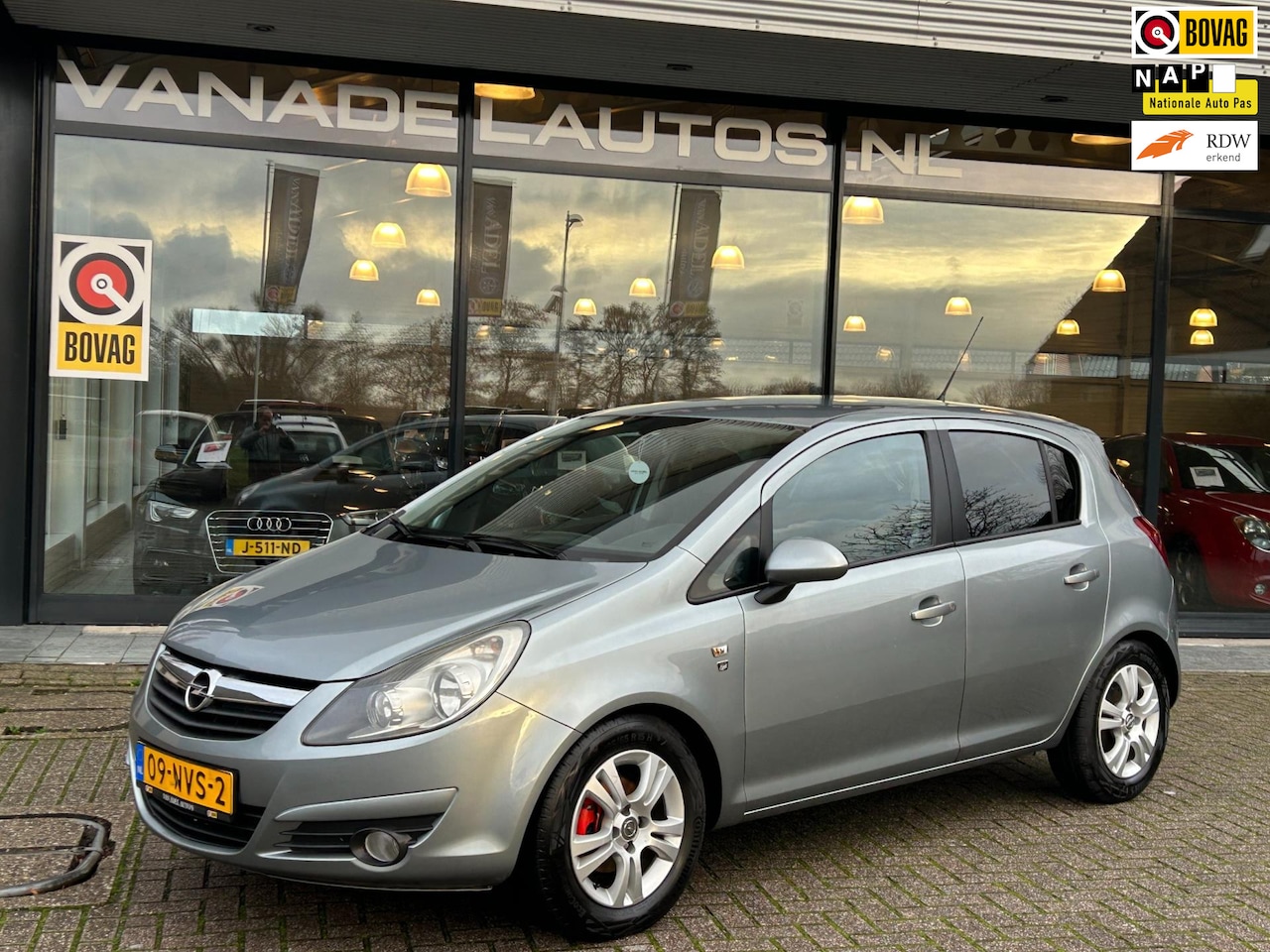 Opel Corsa - 1.3 CDTi EcoFlex S/S '111' Edition 5Drs Airco Cruise LM-Velgen Trekhaak NAP NL-Auto! - AutoWereld.nl