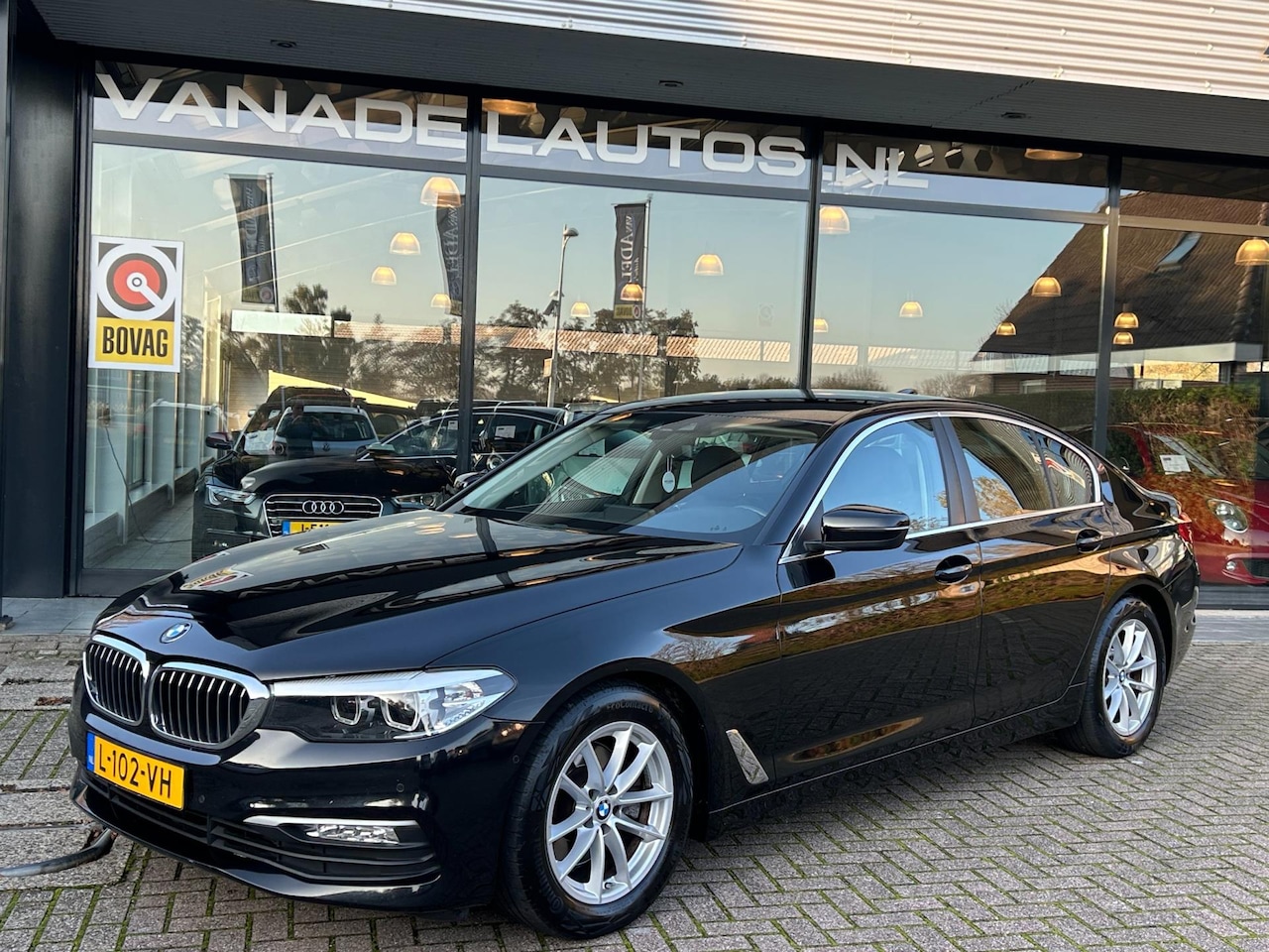 BMW 5-serie - 520d EDE High Executive Aut. Leer Xenon Navi Camera Park.Sens Trekhaak Dealeronderhouden! - AutoWereld.nl