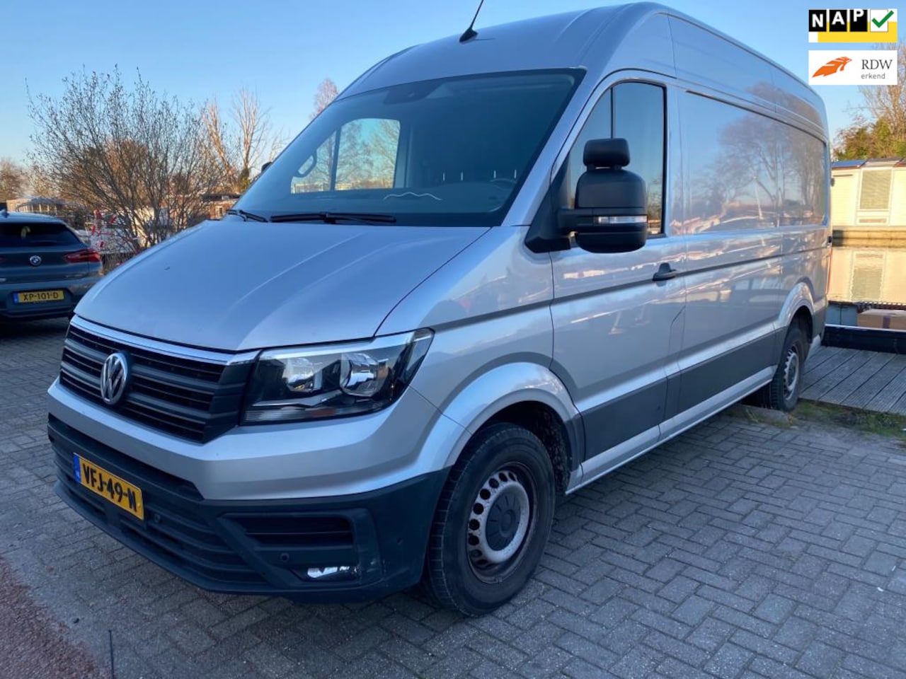 Volkswagen Crafter - 35 2.0 TDI L3H3 DC Highline 35 2.0 TDI L3H3 DC Highline - AutoWereld.nl