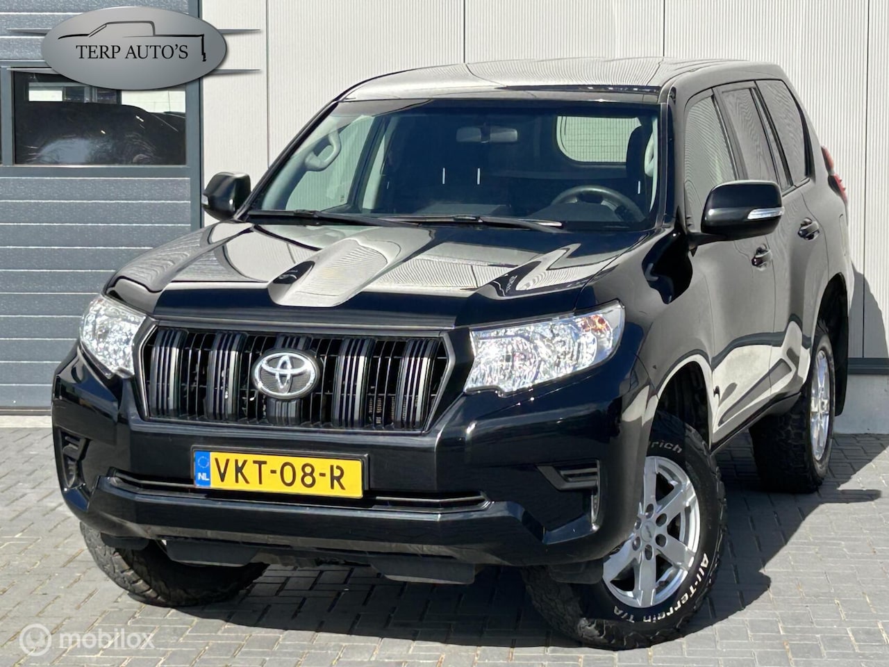 Toyota Land Cruiser - 2.8 D-4D-F Comfort Blind Van 2.8 D-4D-F Comfort Blind Van - AutoWereld.nl