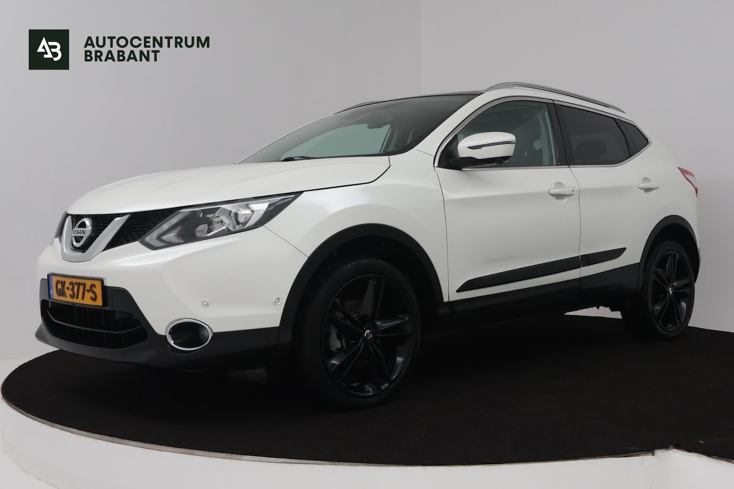 Nissan Qashqai - 1.6 Tekna (PANORAMDAK, 360 CAMERA, STOELVERWARMING, ELEKT. STOELEN, GOED ONDERHOUDEN) - AutoWereld.nl
