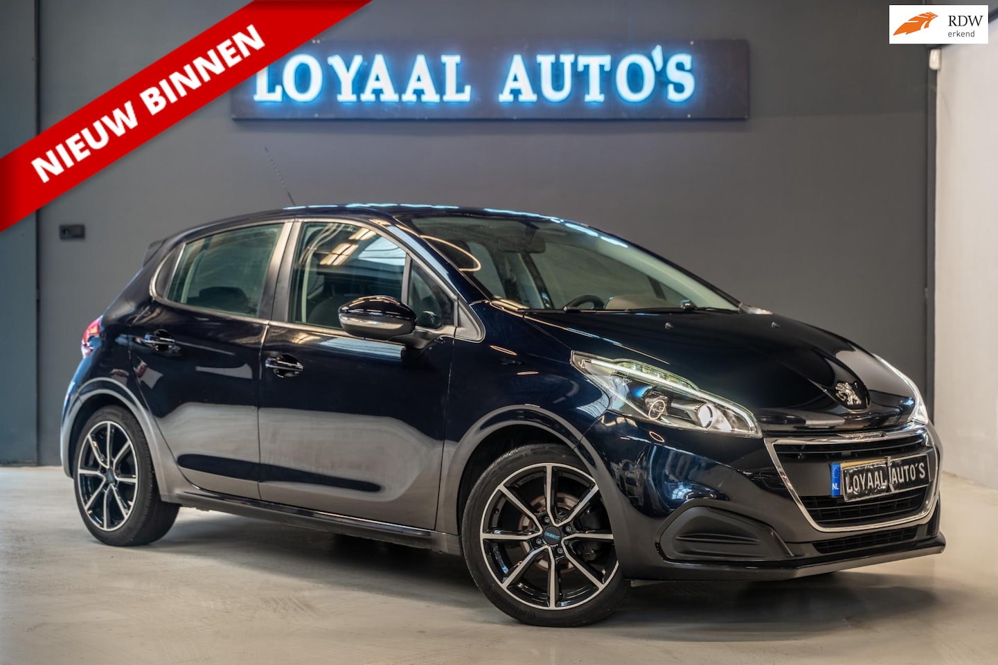 Peugeot 208 - 1.2 PureTech Active | NAVI | TREKHAAK | AIRCO | CRUISE | PDC | NAP | APK. - AutoWereld.nl