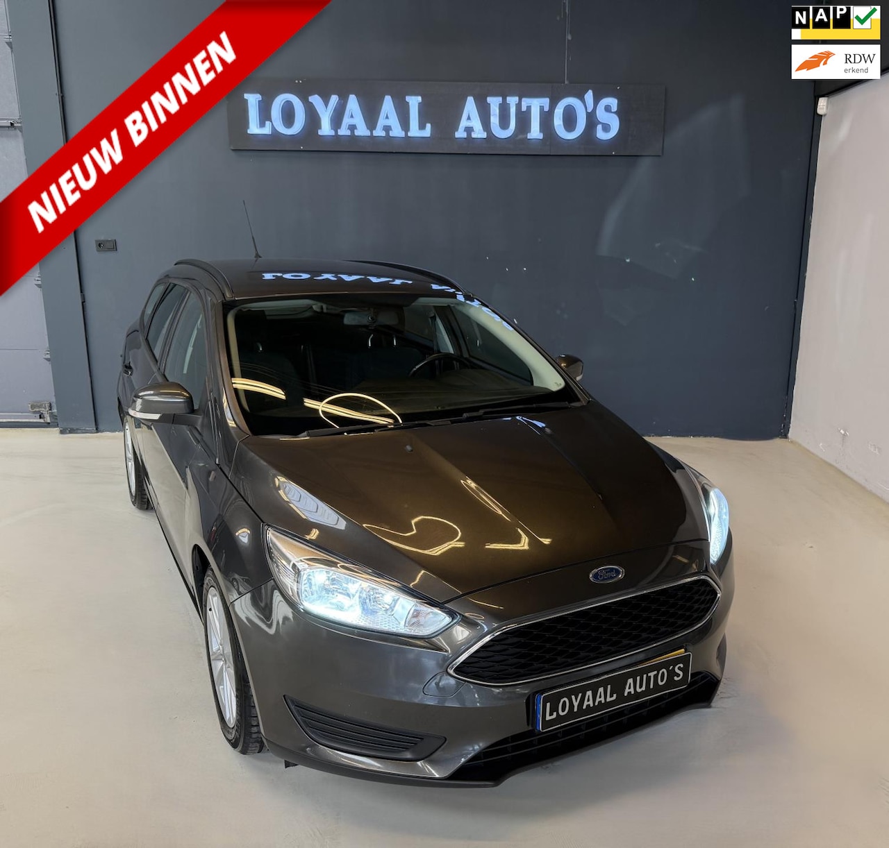 Ford Focus Wagon - 1.0 Trend | CRUISE | AIRCO | NAVI | XENON | CRUISE | TREKHAAK | NAP | APK - AutoWereld.nl