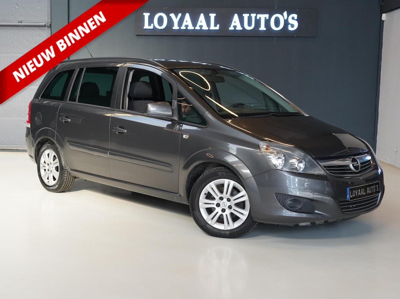 Opel Zafira - 1.8 111 years Edition | CRUISE | AIRCO | TREKHAAK | 7 PERSOONS | APK. - AutoWereld.nl