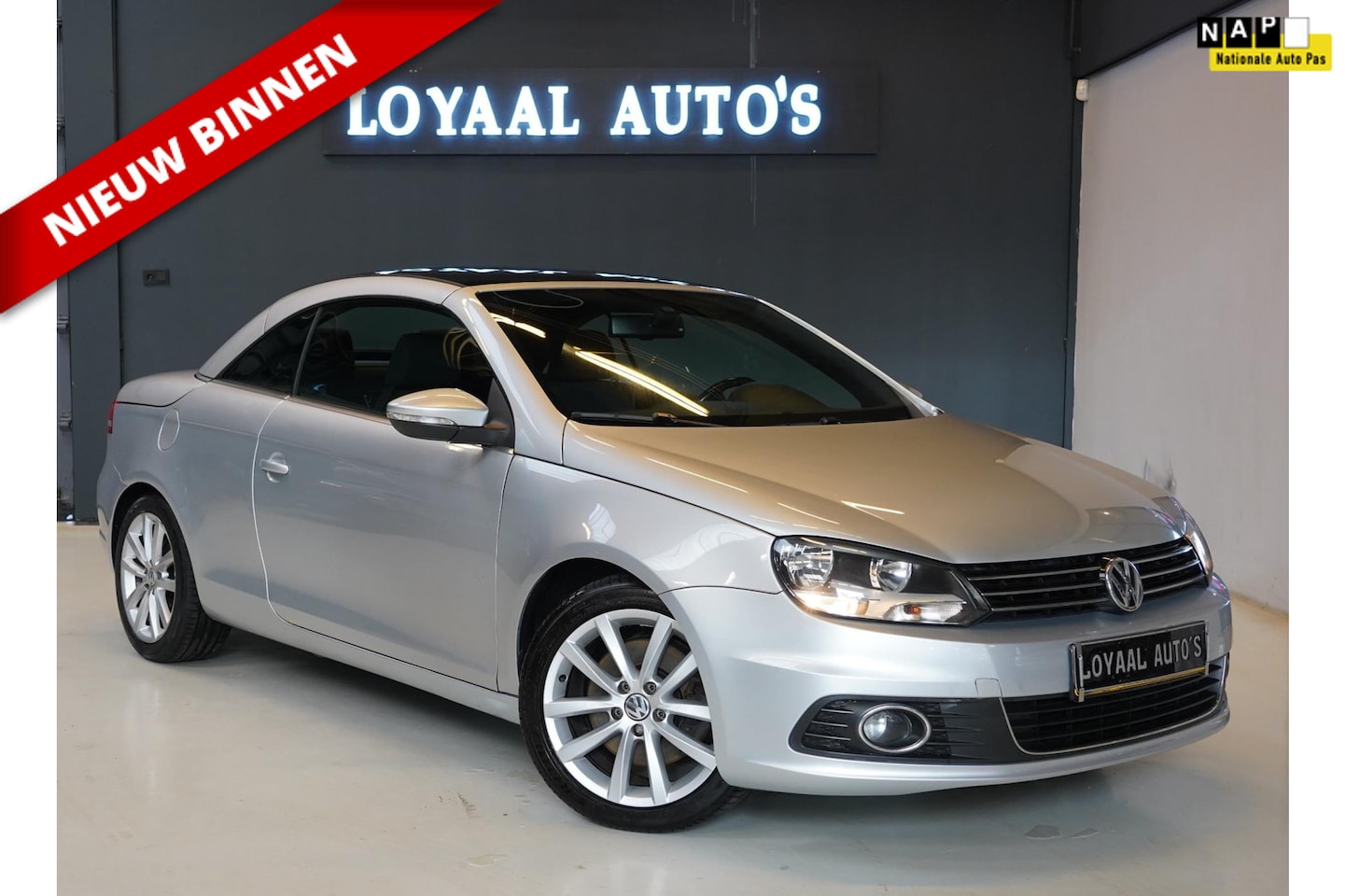 Volkswagen Eos - 1.4 TSI Highline Plus | NAVI | PANO-DAK | AIRCO | CRUISE | PDC | NAP |APK. - AutoWereld.nl