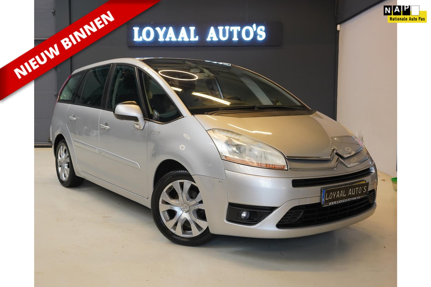 Citroën Grand C4 Picasso - 1.8-16V Ambiance 7p. | 7 PERSOONS | AIRCO | ELEK.RAMEN | PDC | APK | NAP. - AutoWereld.nl