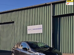 Peugeot 208 - 1.4 VTi Envy - GOED ONDERHOUDEN - PARKEER SENSOREN - LM VELGEN