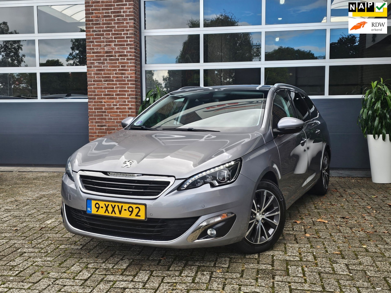 Peugeot 308 SW - 1.2 PureTech Allure Nap |Camera |Panoramadak |PDC |Led - AutoWereld.nl