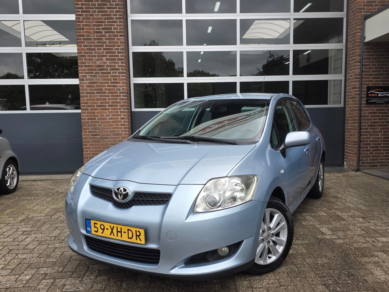 Toyota Auris - 1.6-16V Luna Business|Airco|Lm velgen|Trekhaak|Cruise|Nap - AutoWereld.nl