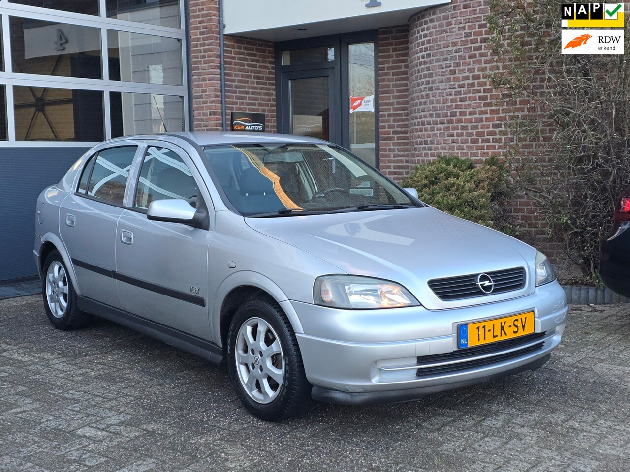 Opel Astra - 1.6 Njoy 5DR |Apk |Trekhaak - AutoWereld.nl