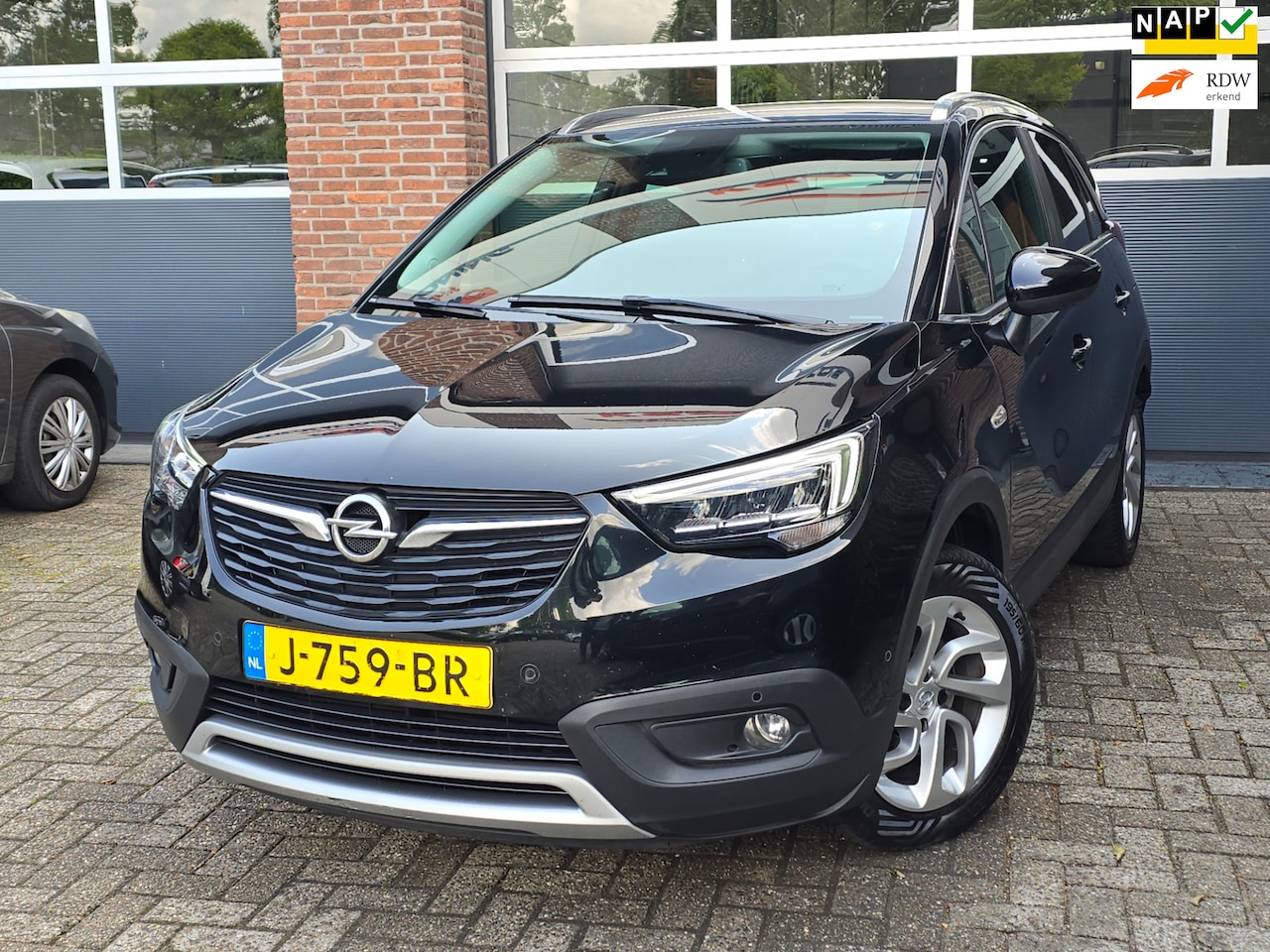 Opel Crossland X - 1.2 Turbo Innovation Automaat |Camera 360 |Nap - AutoWereld.nl