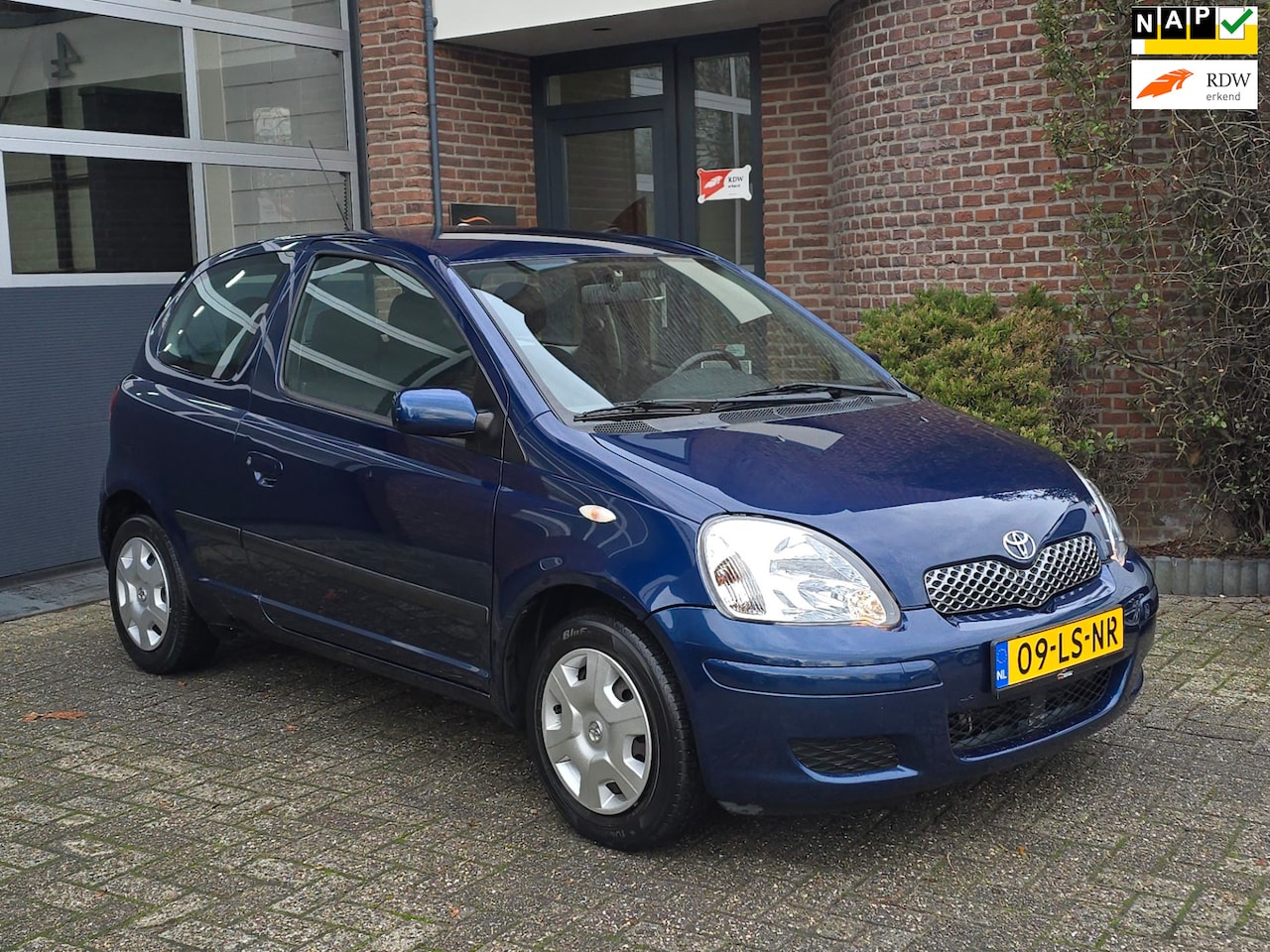 Toyota Yaris - 1.3 VVT-i Sol Automaat |Nap |Apk |Lage Km - AutoWereld.nl