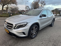 Mercedes-Benz GLA-Klasse - 180 / automaat / navi / cruise.control / camera / elek.pakket / pdc / lmv / leder / elek.k