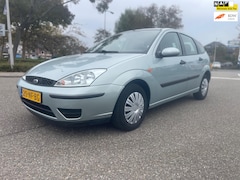 Ford Focus - 1.6-16V Cool Edition / automaat / airco / elek.reman / deurvergrendeling / nap……