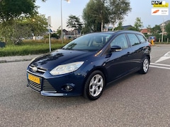 Ford Focus Wagon - 1.6 TDCI Trend / airco / leder / cruise.control / elek.ramen / deurvergrendeling / histori
