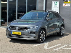 Volkswagen T-Roc - 1.5 TSI Sport Business R/PANO-DAK/CAMERA/LEDER/NL-AUTO NAP