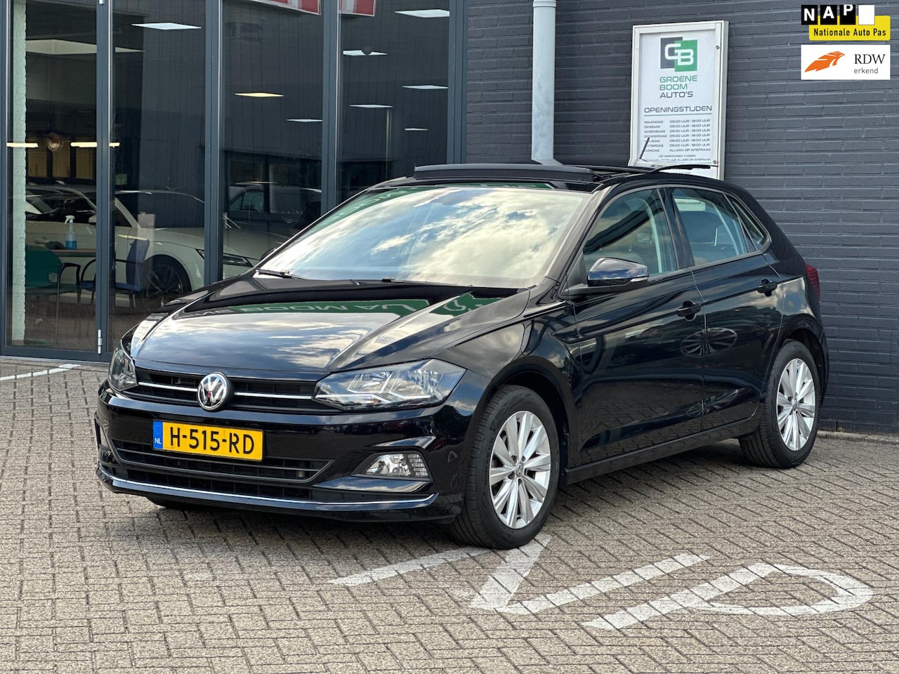 Volkswagen Polo - 1.0 TSI Highline/PANO-DAK/APP-CONNECT/NAVI/CAMERA/NL-AUTO NAP!! - AutoWereld.nl