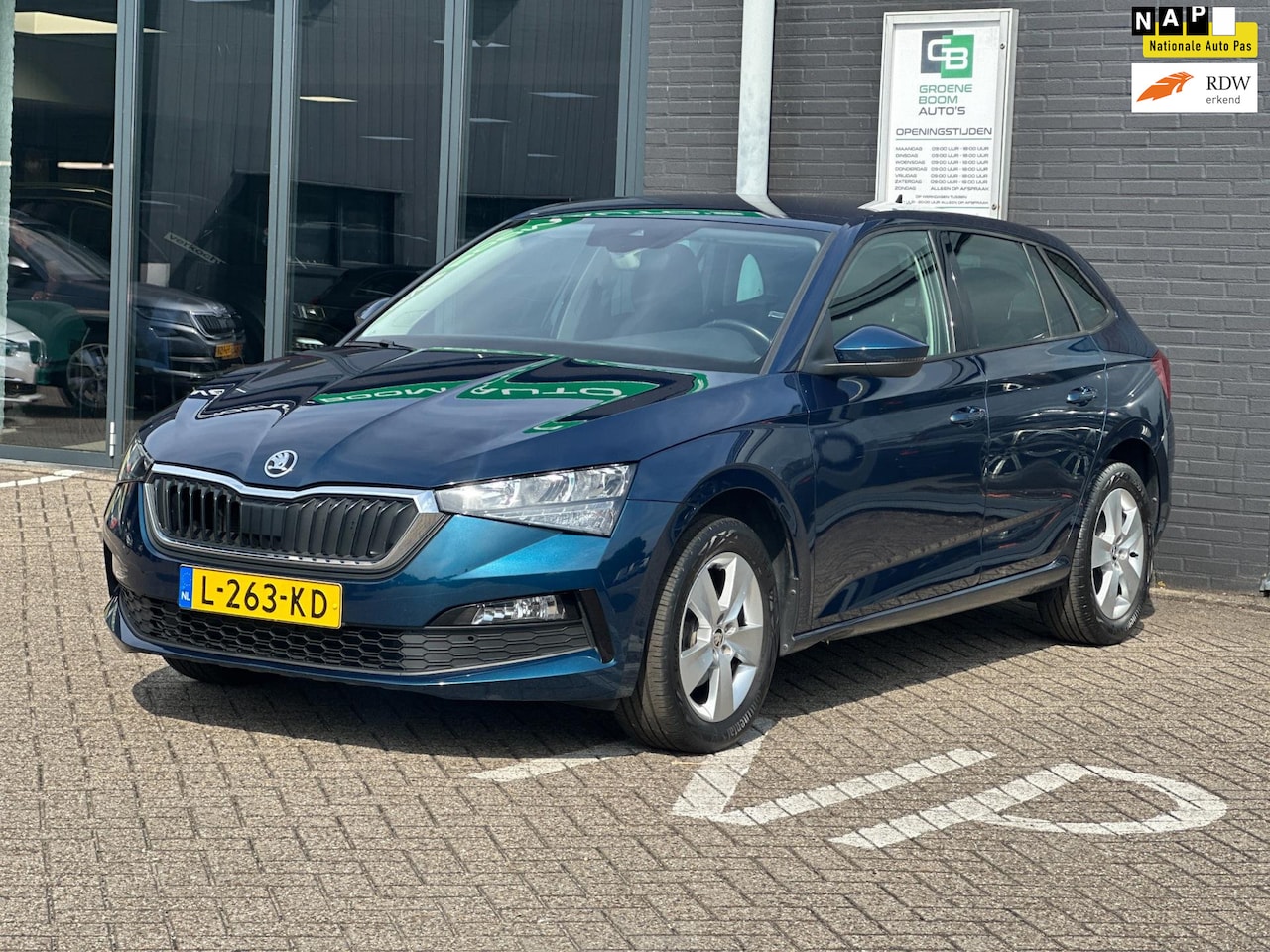 Skoda Scala - 1.0 TSI Ambition/1STE EIG/NAVI/PDC/AIRCO/NL-AUTO NAP!! - AutoWereld.nl