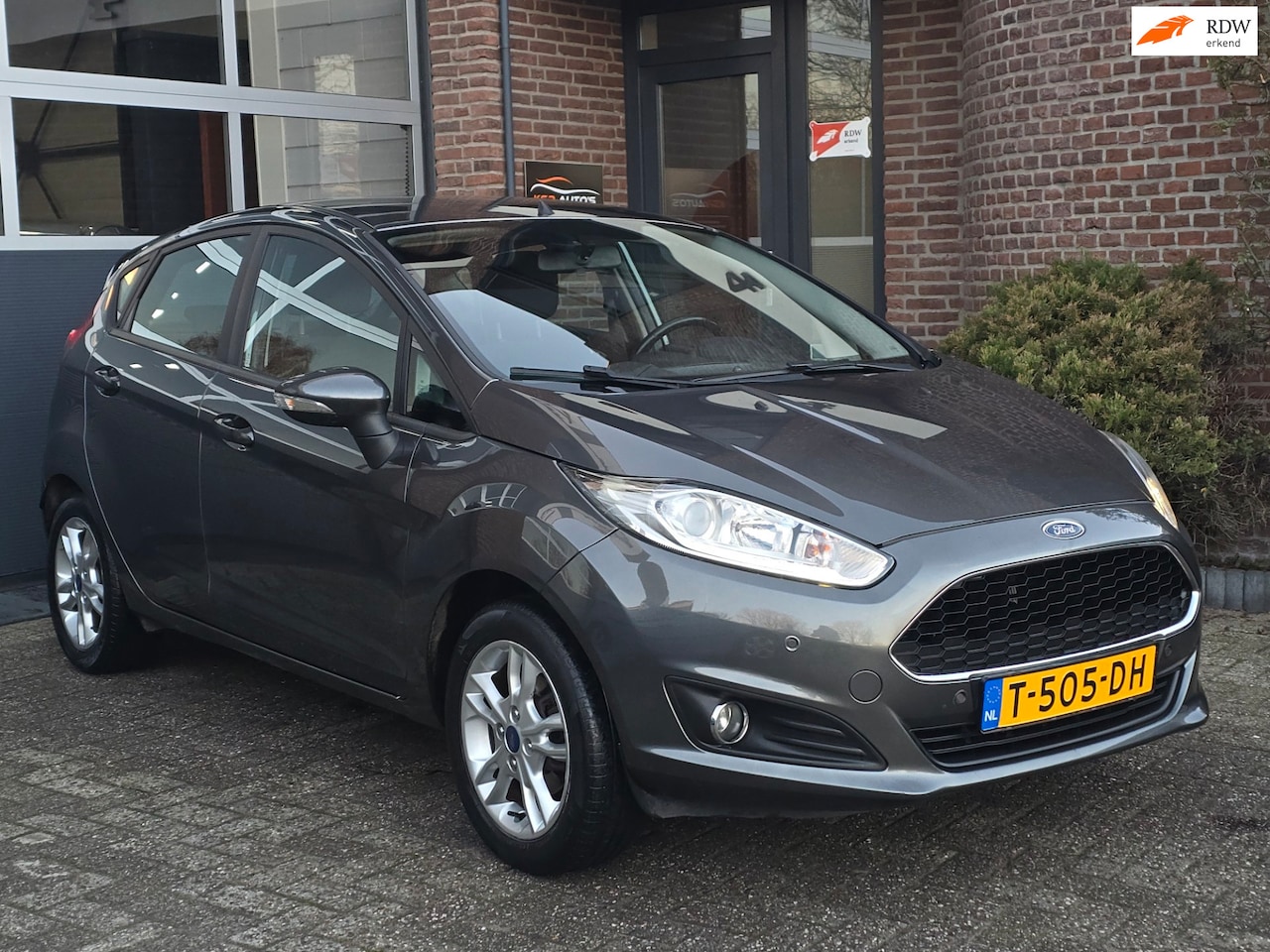 Ford Fiesta - 1.0 Titanium Apk |Led |5DR |Lm velgen - AutoWereld.nl