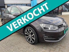 Volkswagen Golf - 1.2 TSI Lounge, Navigatie , Keyless Entry , Carplay