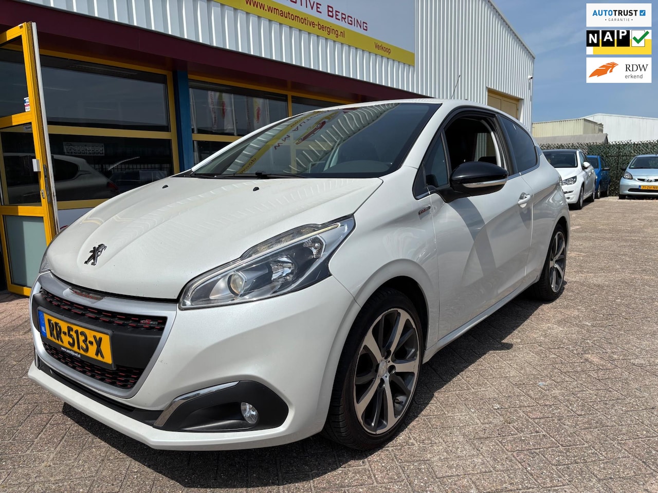 Peugeot 208 - 1.2 PureTech GT-line APK T/M 21-11-2026 - AutoWereld.nl
