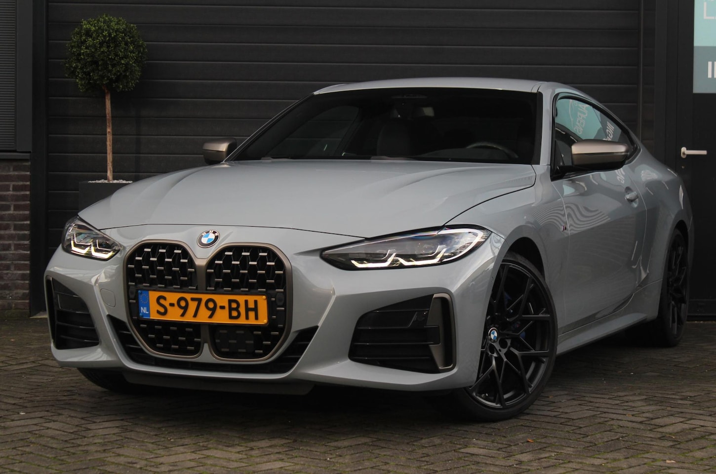 BMW 4-serie Coupé - M440i xDrive M-Sport Pro High Executive | Harman Kardon | 20 Inch | Keyless | Elektrisch v - AutoWereld.nl