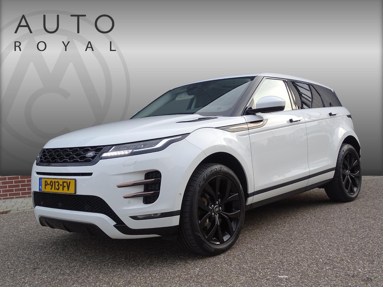Land Rover Range Rover Evoque - 2.0 D150 AWD R- Dynamic | PANORAMADAK| NAVIGATIE| CAMERA| AIRCO/ECC| CRUISECONTROL| PARKEE - AutoWereld.nl