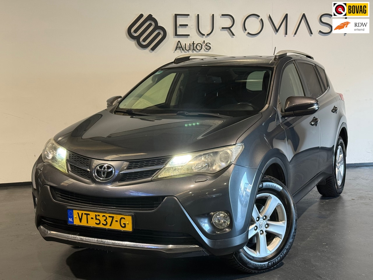 Toyota RAV4 - TOYOTA Grijs Kenteken Navi Airco Cruise Stoelverwarming Nap Trekhaak Nieuwe Apk - AutoWereld.nl