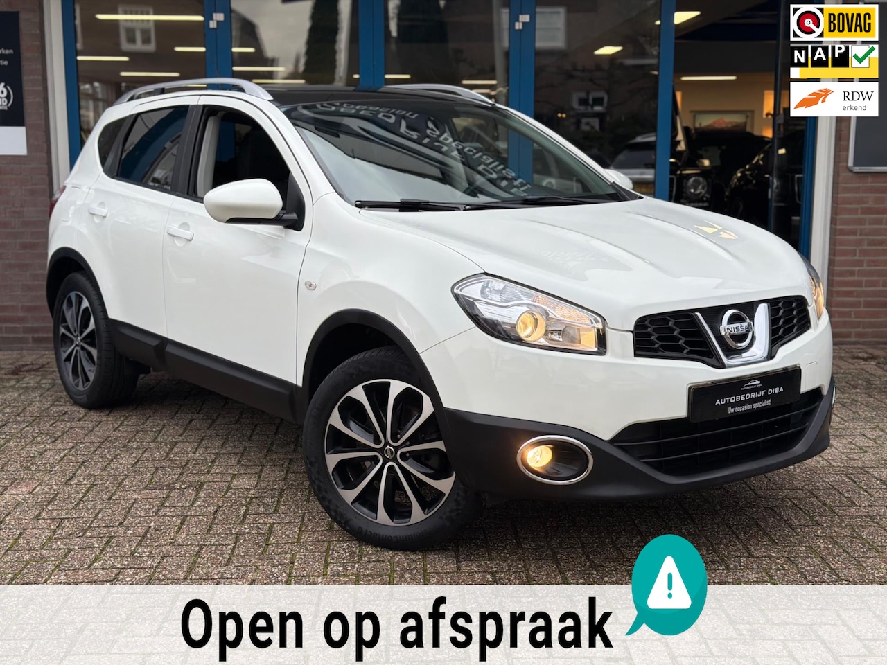 Nissan Qashqai - 2.0 Connect Edition 2012 NAVI PANO CLIMA Trek - AutoWereld.nl