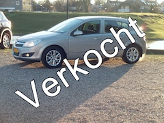 Opel Astra - 1.6 Edition Automaat - Airco Tweede kerstdag open van 10:00- tot 15:00 uur