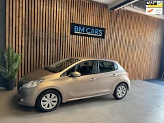 Peugeot 208 - 1.2 VTi Envy Clima, Navigatie, Parksensor