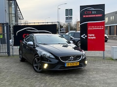 Volvo V40 - 1.6 D2 R-Design (Dec-2013) NAVI|R-DESIGN SEATS|PDC|LMV|ECC