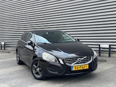 Volvo V60 - 1.6 T4 180PK Momentum (bj 2011) AUT|WINTERBANDEN|NIEUWE BEURT