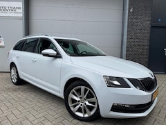 Skoda Octavia Combi - 1.0 TSI Greentech Clever Edition [Virtual|Lane Assist|StoelVW|Carplay|Cruise|Navi]