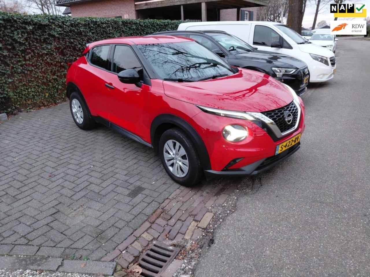 Nissan Juke - 1.0 DIG-T Visia 1.0 DIG-T Visia, trekhaak afneembaar, airco, NL auto, 114PK motor - AutoWereld.nl